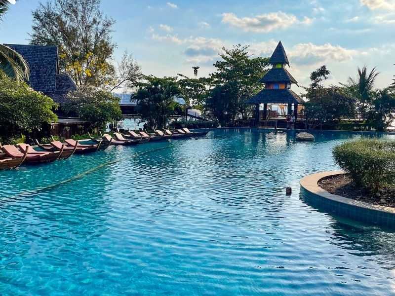 Santhiya Koh Yao Yai bazen v Thajsku