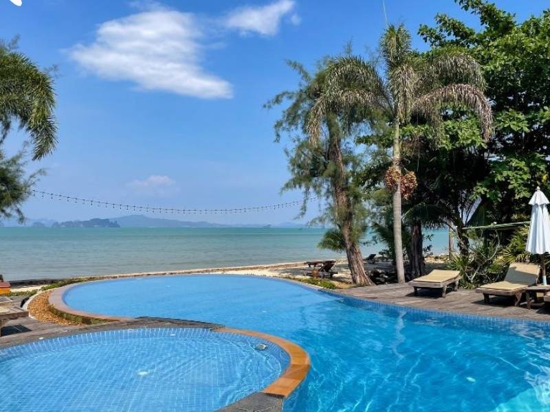 Thiwson Beach Resort v Thajsku