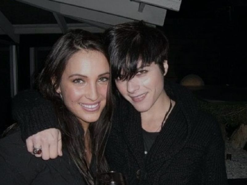 Koláž scén z *Mission: Impossible* a míst v Praze, kde se tyto scény natáčely.